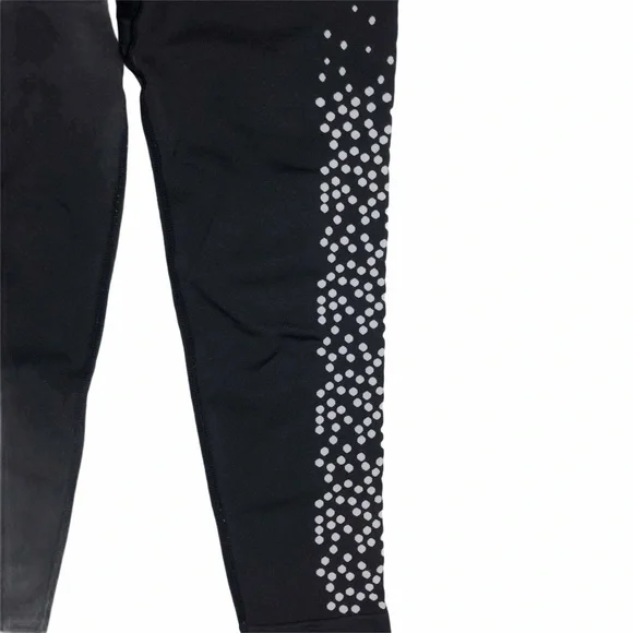 Fabletics Seamless Printed Leggings Size XS Black White Cropped Ankle Length - Picture 7 of 7